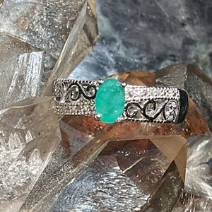 Emerald .925 Silver Ring